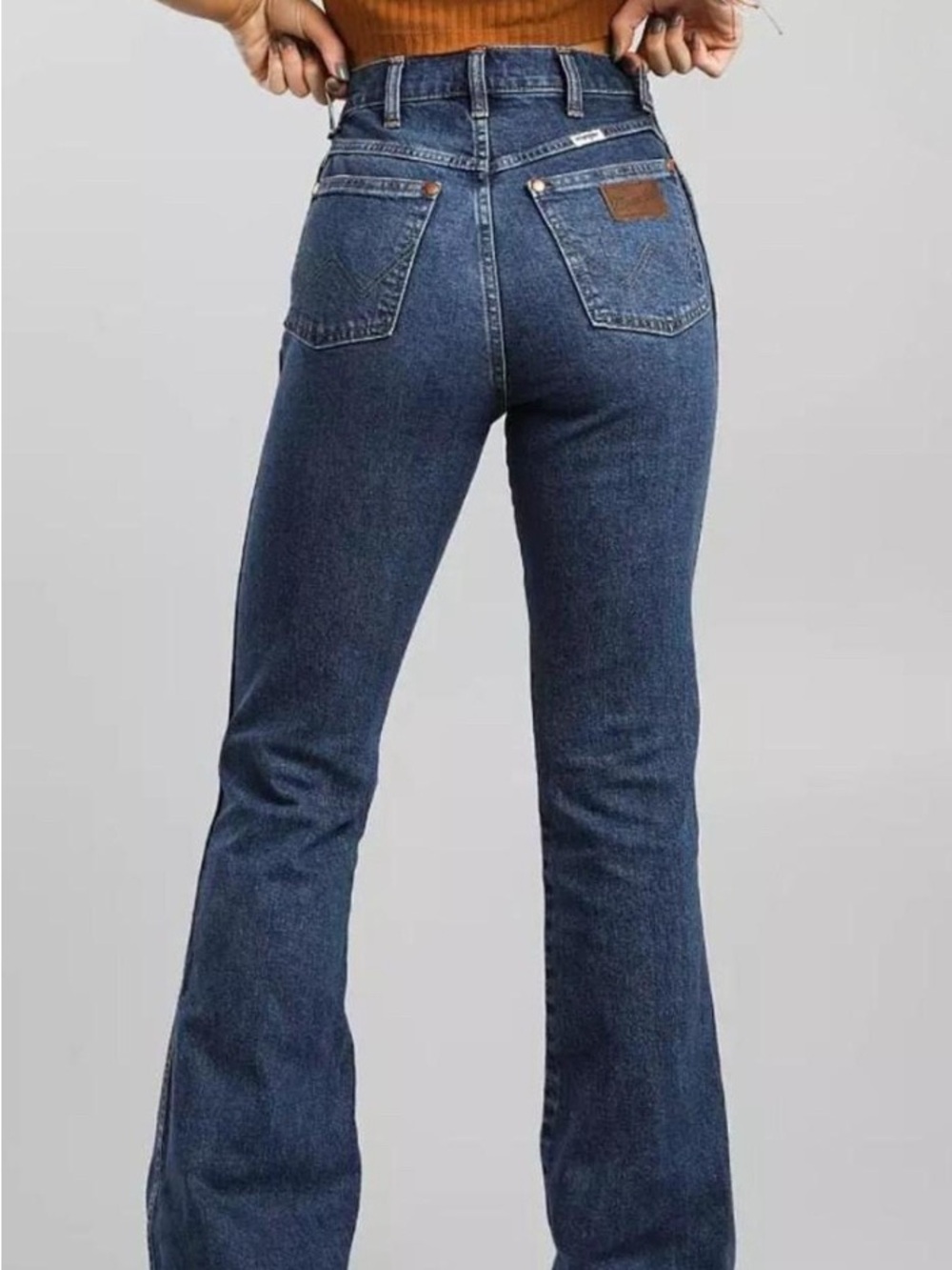 Wrangler High-Rise Women’s Blue Flared Jeans